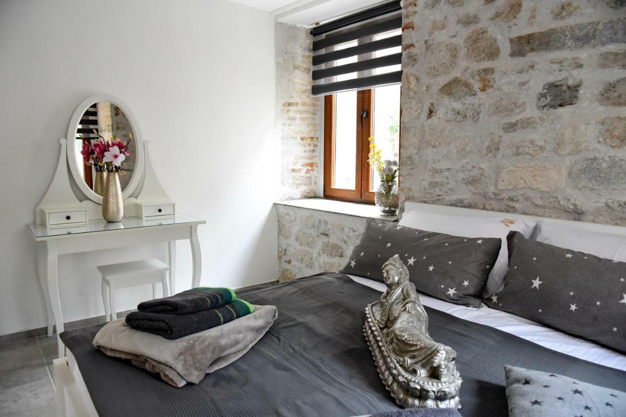 Lana & Ena Apartments كوتور المظهر الخارجي الصورة